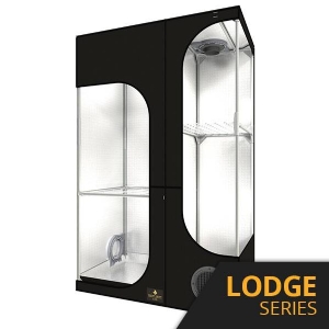 Dark Room Lodge - Secret Jardin