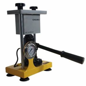 Qnubu - Cold Brick Press 4 tonnes with pressure gauge (mould 6x12)
