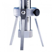A Metal Tripod for BHO Roller Extractor